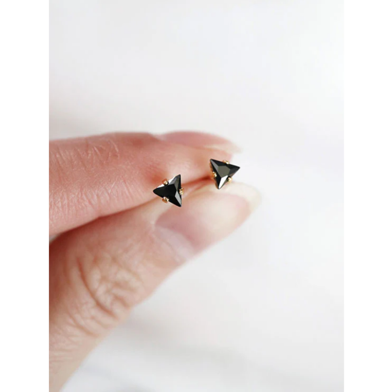 tiny crystal triangle earrings | black Nose pin